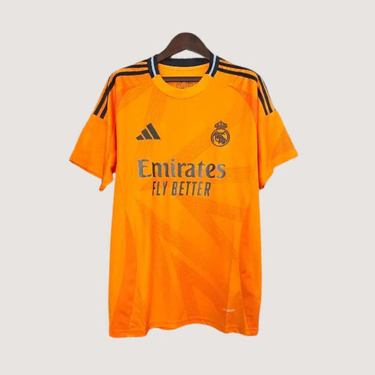 Camiseta de fútbol del Real Madrid (concepto)